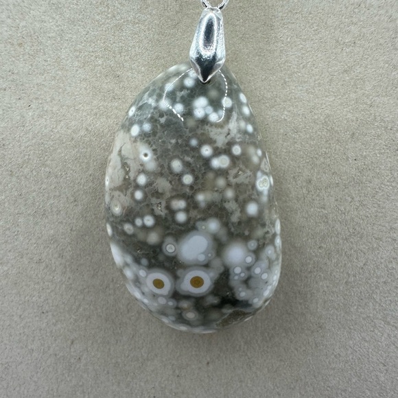 Ocean Jasper Pendant on Silver Chain - Picture 2 of 9